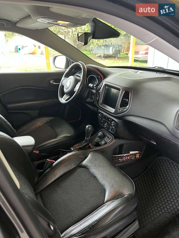 Внедорожник / Кроссовер Jeep Compass 2018 в Харькове