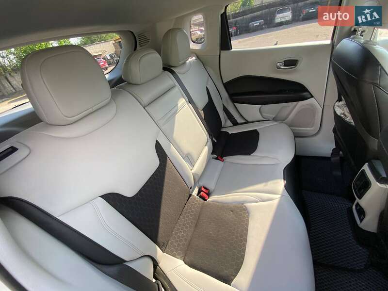 Внедорожник / Кроссовер Jeep Compass 2018 в Кременчуге фото 7 Внедорожник / Кроссовер Jeep Compass 2018 в Кременчуге