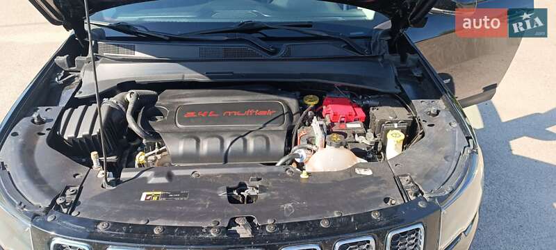 Внедорожник / Кроссовер Jeep Compass 2020 в Александрие