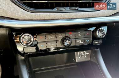 Внедорожник / Кроссовер Jeep Compass 2022 в 