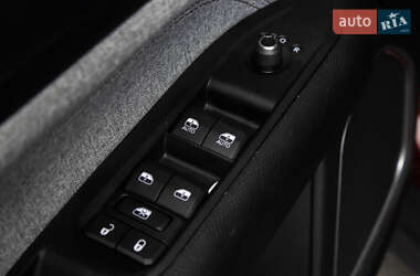 Внедорожник / Кроссовер Jeep Compass 2022 в 