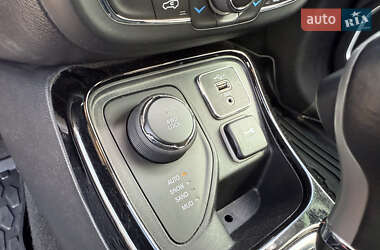 Внедорожник / Кроссовер Jeep Compass 2019 в 