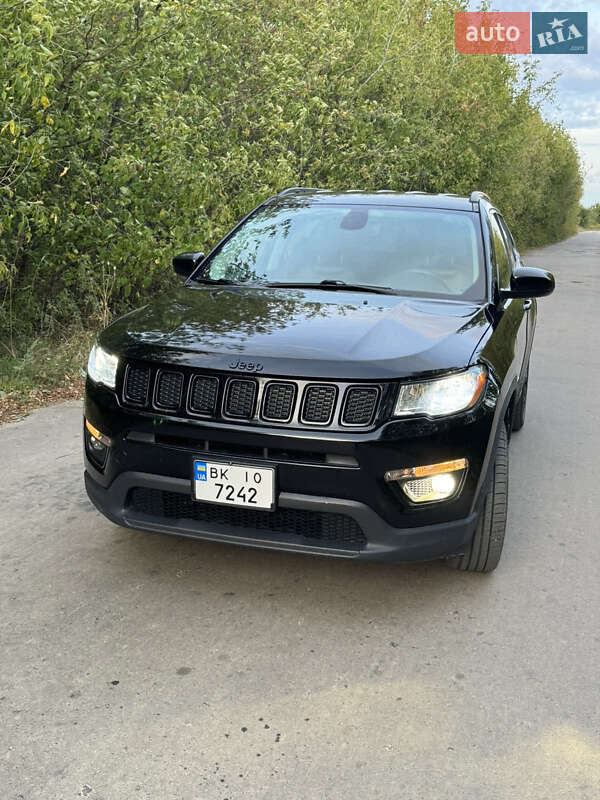 Внедорожник / Кроссовер Jeep Compass 2018 в Дубно