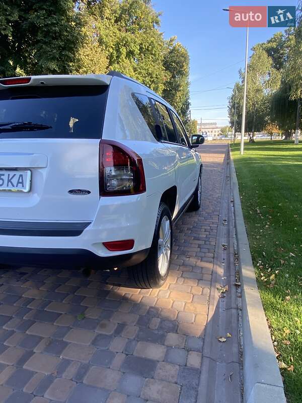 Внедорожник / Кроссовер Jeep Compass 2014 в Броварах