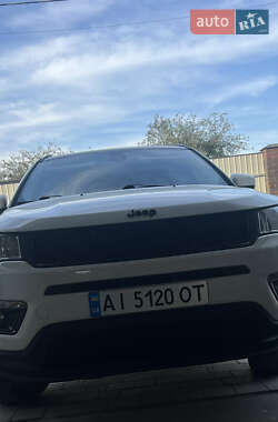 Внедорожник / Кроссовер Jeep Compass 2019 в 