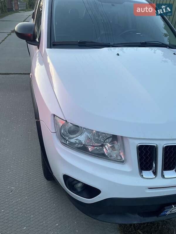 Внедорожник / Кроссовер Jeep Compass 2011 в Золотоноше