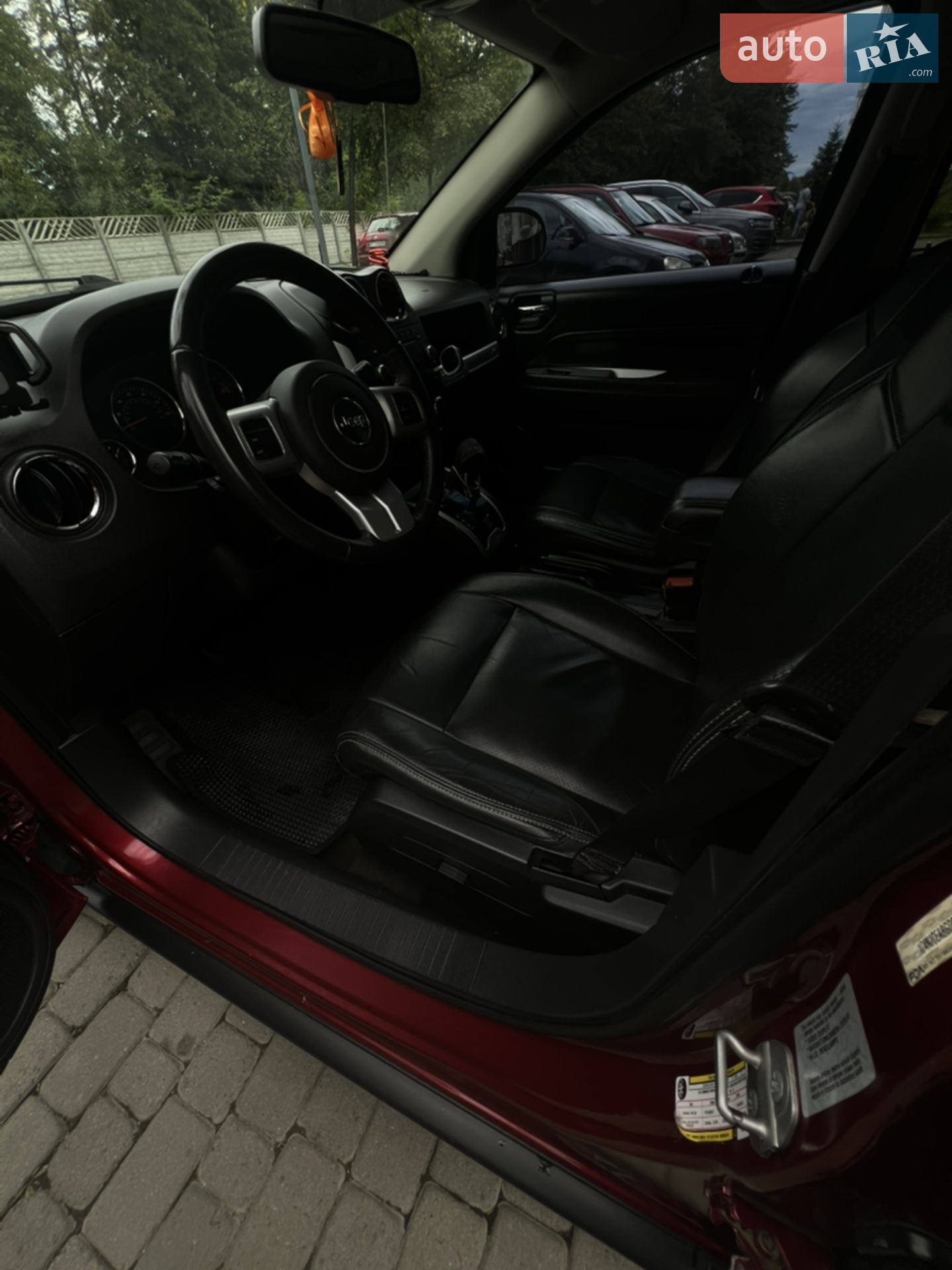 2016 Jeep Compass - мініатюра 16