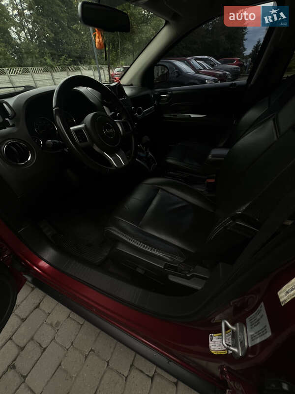 Внедорожник / Кроссовер Jeep Compass 2016 в Ивано-Франковске