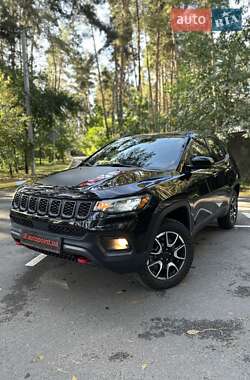 Внедорожник / Кроссовер Jeep Compass 2025 в 
