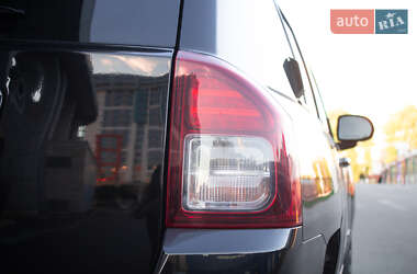 Внедорожник / Кроссовер Jeep Compass 2014 в 