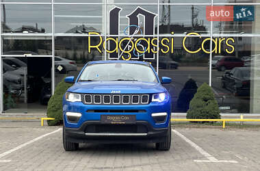 Внедорожник / Кроссовер Jeep Compass 2018 в 