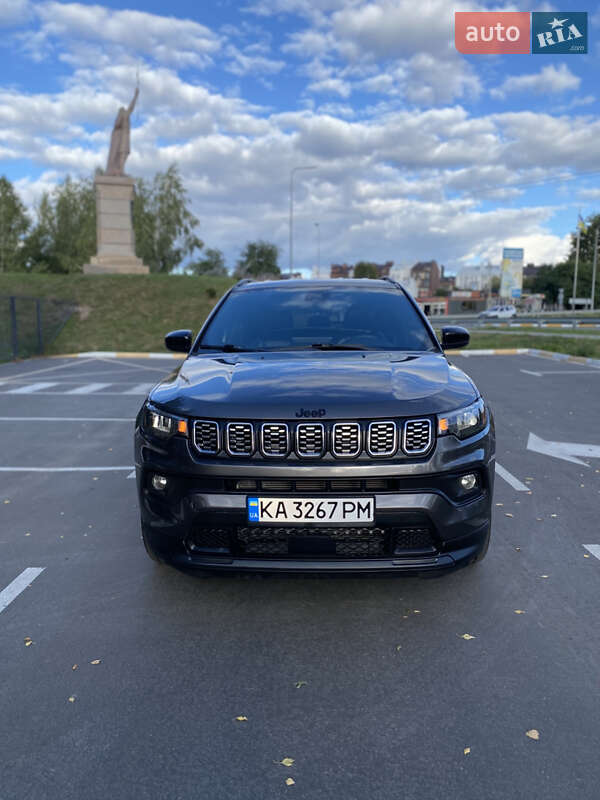 Внедорожник / Кроссовер Jeep Compass 2022 в Киеве