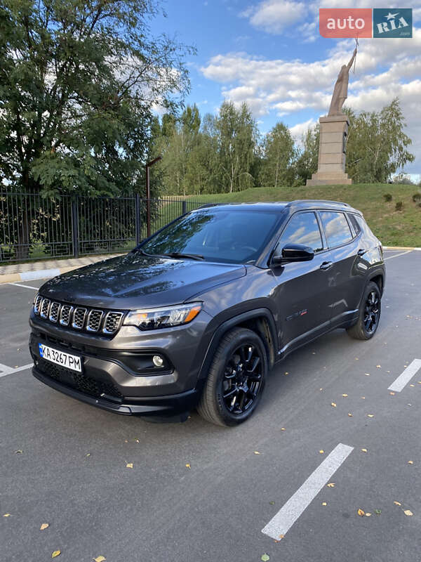 Внедорожник / Кроссовер Jeep Compass 2022 в Киеве
