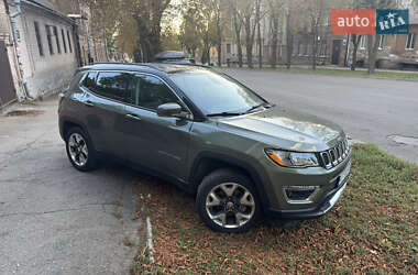 Внедорожник / Кроссовер Jeep Compass 2020 в 