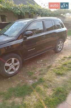 Внедорожник / Кроссовер Jeep Compass 2013 в 