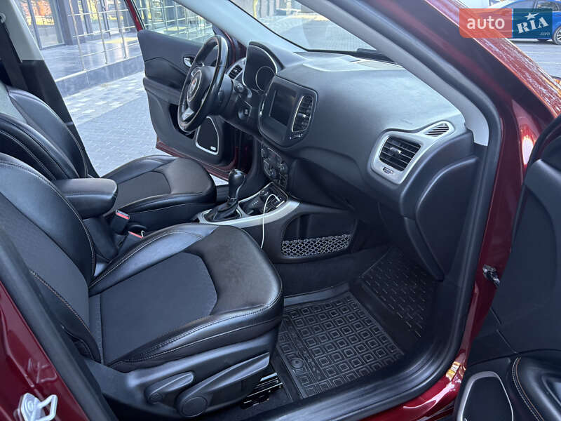 Внедорожник / Кроссовер Jeep Compass 2020 в Полтаве