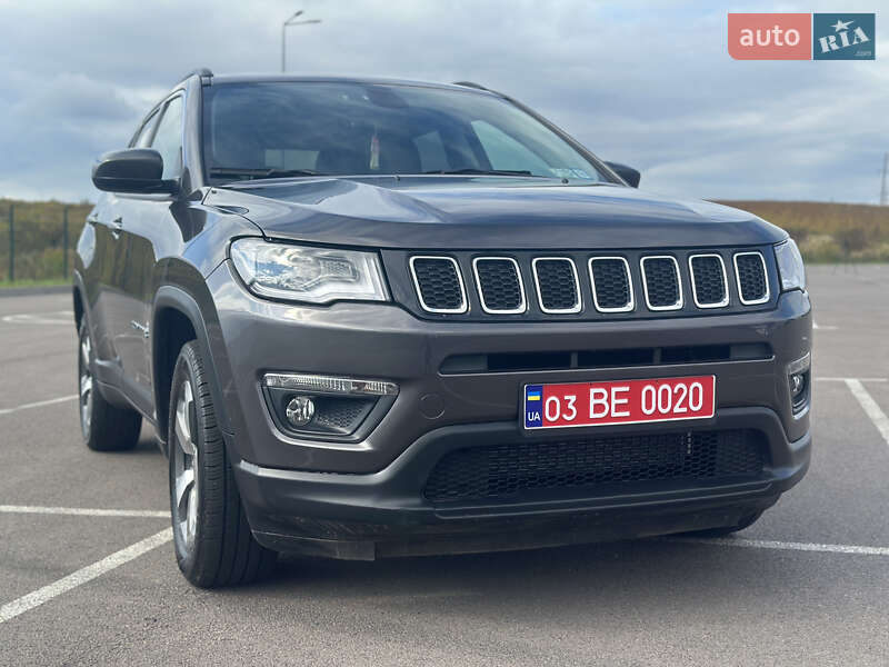 Позашляховик / Кросовер Jeep Compass 2017 в Рівному