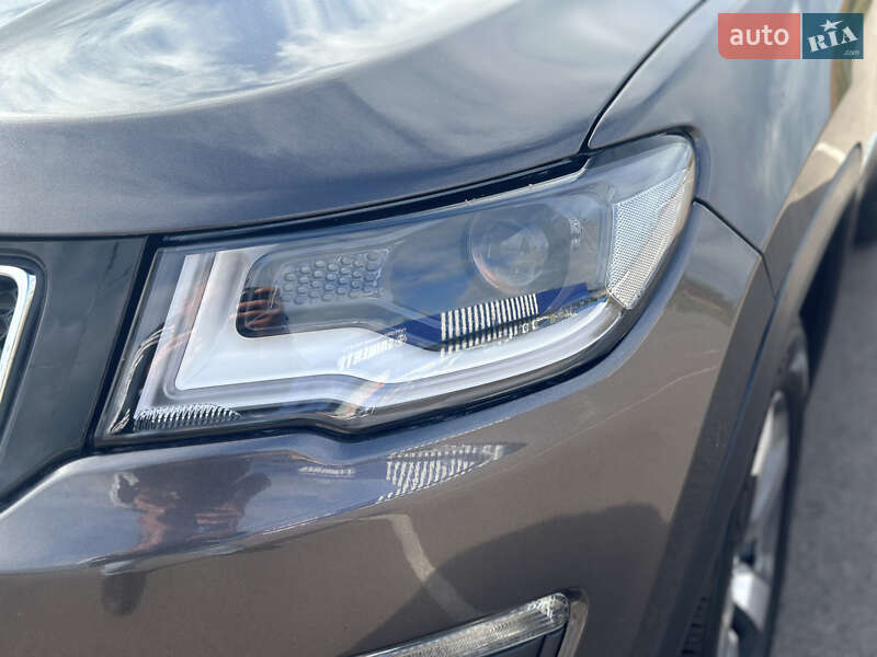 Позашляховик / Кросовер Jeep Compass 2017 в Рівному