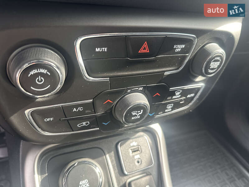 Позашляховик / Кросовер Jeep Compass 2017 в Рівному