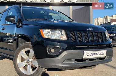 Внедорожник / Кроссовер Jeep Compass 2013 в 