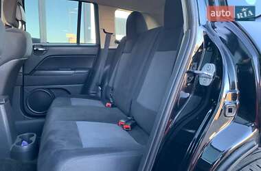 Внедорожник / Кроссовер Jeep Compass 2013 в 