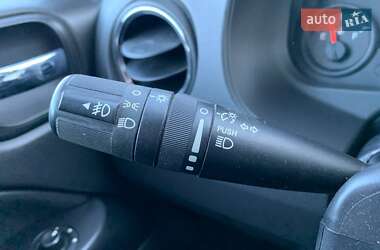 Внедорожник / Кроссовер Jeep Compass 2013 в 