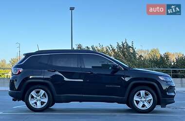 Внедорожник / Кроссовер Jeep Compass 2022 в 