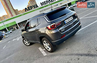 Внедорожник / Кроссовер Jeep Compass 2023 в 