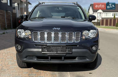 Внедорожник / Кроссовер Jeep Compass 2014 в 