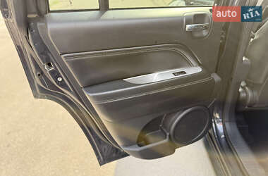 Внедорожник / Кроссовер Jeep Compass 2014 в 