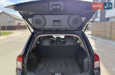 Внедорожник / Кроссовер Jeep Compass 2014 в 