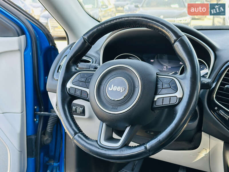 Внедорожник / Кроссовер Jeep Compass 2019 в Харькове