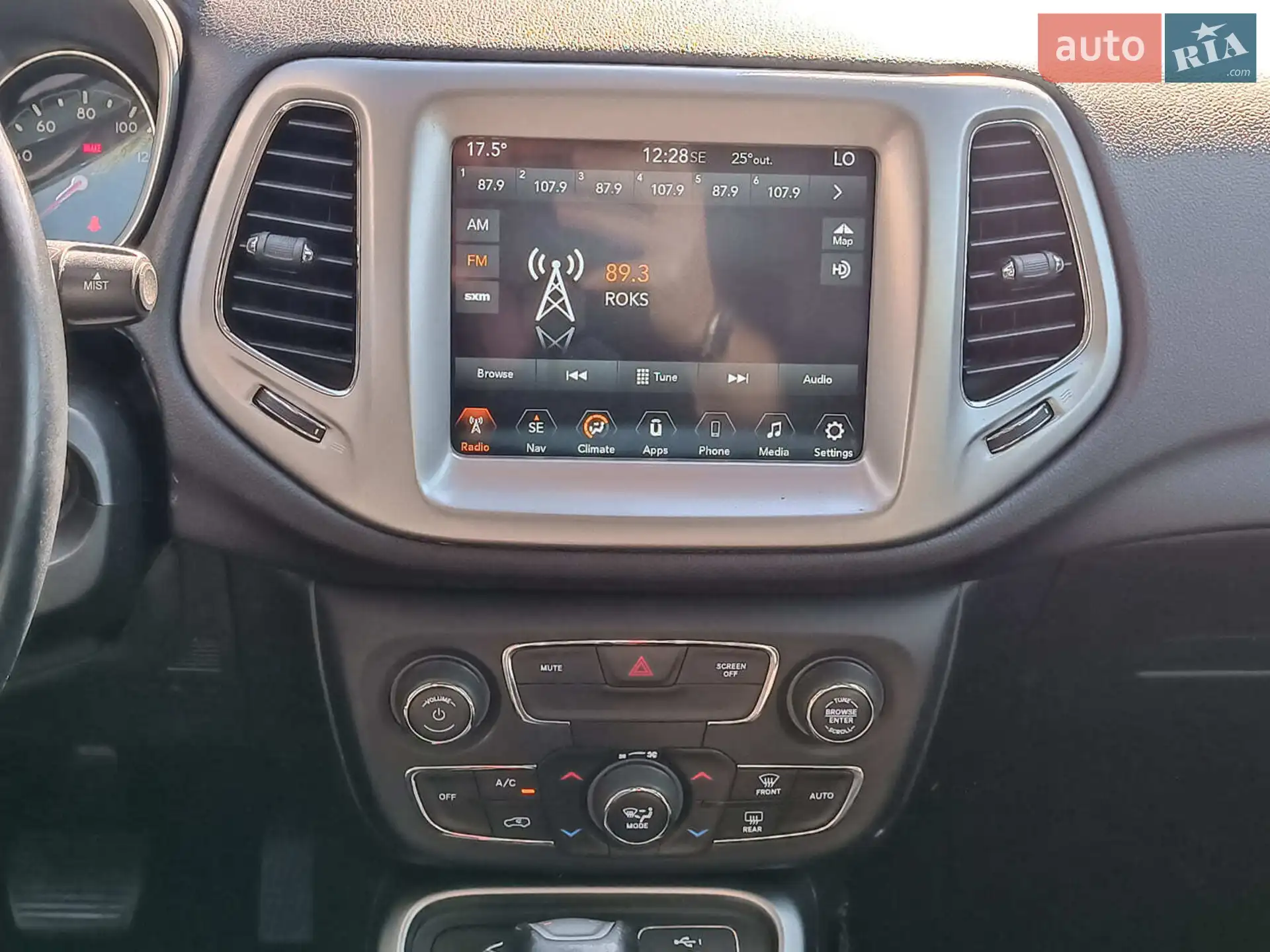 2017 Jeep Compass - мініатюра 17