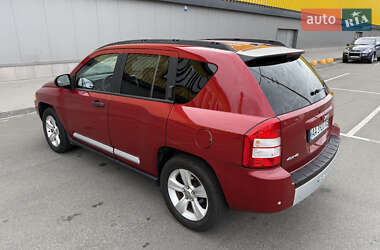 Внедорожник / Кроссовер Jeep Compass 2007 в 