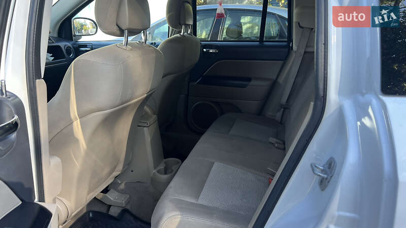 Внедорожник / Кроссовер Jeep Compass 2011 в Киеве