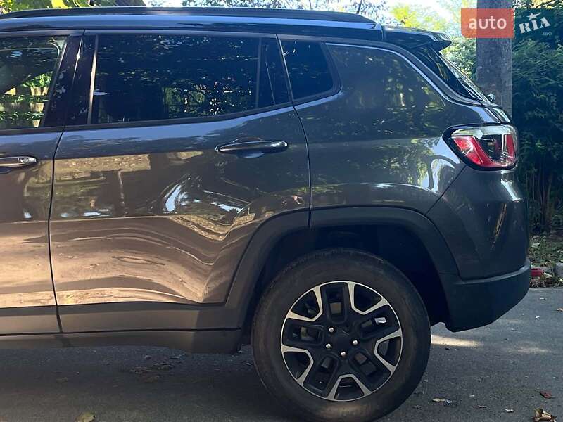 Внедорожник / Кроссовер Jeep Compass 2018 в Киеве фото 6 Внедорожник / Кроссовер Jeep Compass 2018 в Киеве