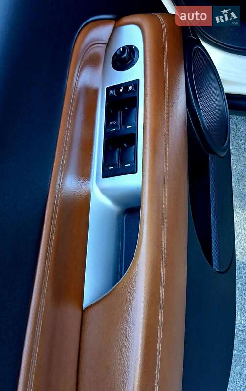 Внедорожник / Кроссовер Jeep Compass 2013 в Киеве