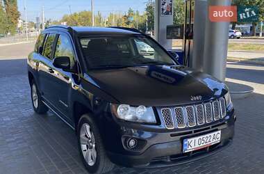 Внедорожник / Кроссовер Jeep Compass 2013 в 