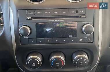 Внедорожник / Кроссовер Jeep Compass 2013 в 