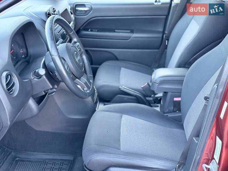 Внедорожник / Кроссовер Jeep Compass 2012 в Одессе