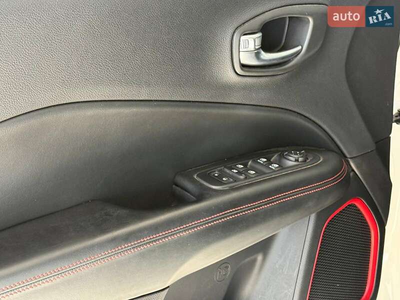 Внедорожник / Кроссовер Jeep Compass 2019 в Одессе