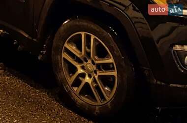 Внедорожник / Кроссовер Jeep Compass 2019 в 