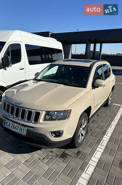 Внедорожник / Кроссовер Jeep Compass 2016 в 