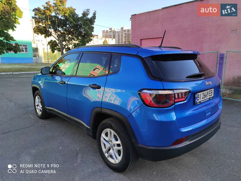 Внедорожник / Кроссовер Jeep Compass 2017 в Киеве