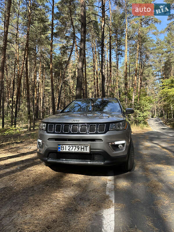 Внедорожник / Кроссовер Jeep Compass 2017 в Полтаве