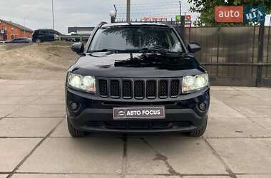 Внедорожник / Кроссовер Jeep Compass 2015 в 