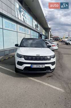 Внедорожник / Кроссовер Jeep Compass 2022 в 