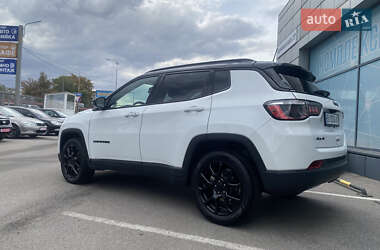 Внедорожник / Кроссовер Jeep Compass 2022 в 