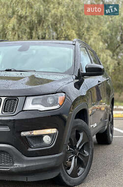 Внедорожник / Кроссовер Jeep Compass 2019 в 