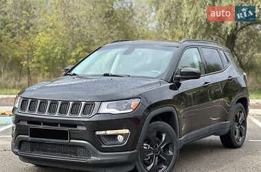 Внедорожник / Кроссовер Jeep Compass 2019 в 